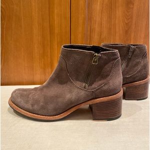 Clarks Women’s Suede Clarkdale Bootie